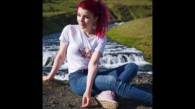 سٹریمر اولیاشا 1080p (میٹرونوم) کے ساتھ کم نہ ہونے کی کوشش کریں۔